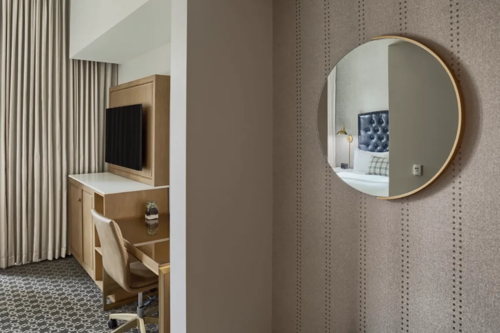 Superior Queen With Balcony 3